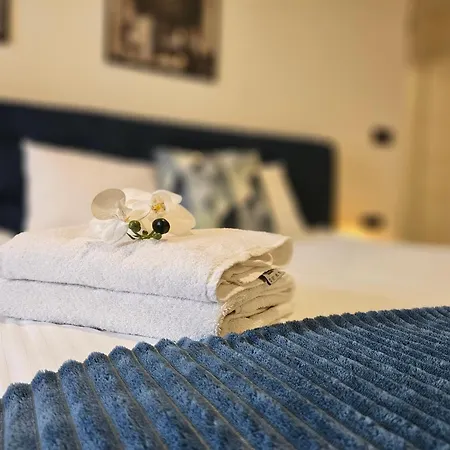 Urban Premium Baildona 18a, Free Garage, Self Check-in *